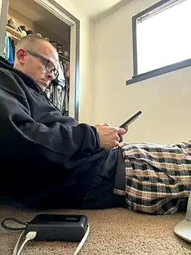 DirkD916 online show from October 19, 2025, 6:54 pm