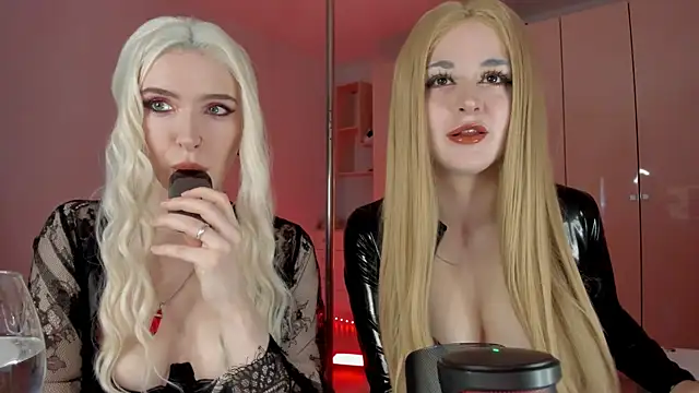 mollyposhh online show from June 5, 2026, 5:29 pm