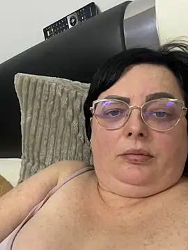 Amandamuller1982 online show from March 1, 2025, 5:27 pm