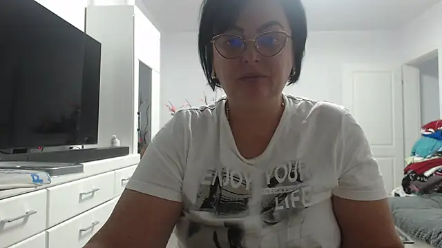 Amandamuller1982 online show from September 20, 2025, 12:37 am