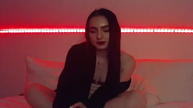 Snapshot of AdelinaAlia chatting on February 20, 2025, 8:25 pm AdelinaAlia online show from February 20, 2025, 8:25 pm