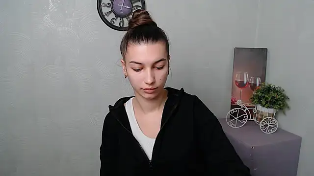KarolinaRosse  online show from February 19, 2025, 10:12 am