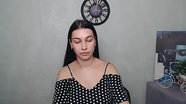 KarolinaRosse  online show from March 14, 2025, 11:34 am