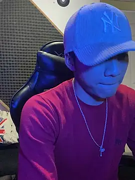 SkinnyHot444 online show from January 23, 2025, 9:50 pm