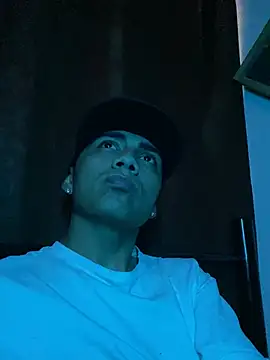 SkinnyHot444 online show from January 19, 2025, 1:55 pm