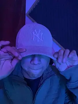 SkinnyHot444 online show from January 16, 2025, 11:48 am