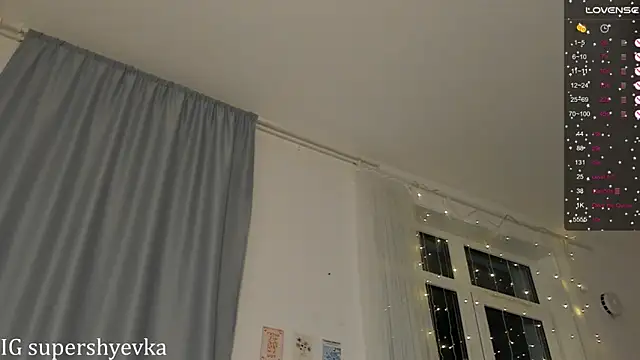 evkasup online show from February 18, 2025, 6:04 pm
