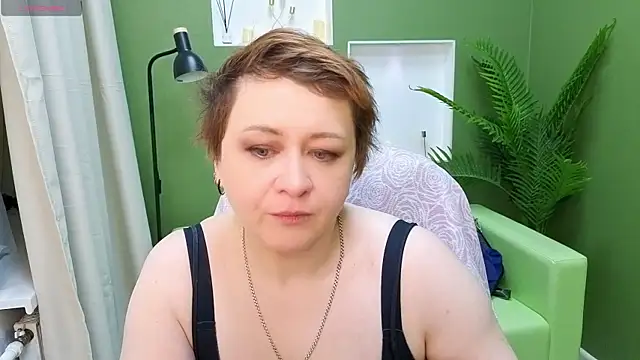 Snapshot of Dolorys chatting on May 10, 2026, 5:33 am Dolorys online show from May 10, 2026, 5:33 am