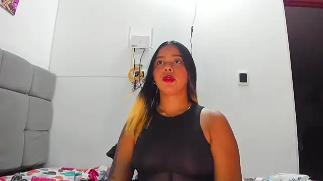 Snapshot of Miranda-brow chatting on November 9, 2025, 4:05 am Miranda-brow online show from November 9, 2025, 4:05 am