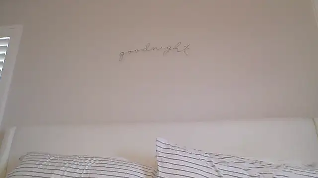 Snapshot of mixedasiangirl chatting on February 25, 2026, 8:52 pm mixedasiangirl online show from February 25, 2026, 8:52 pm