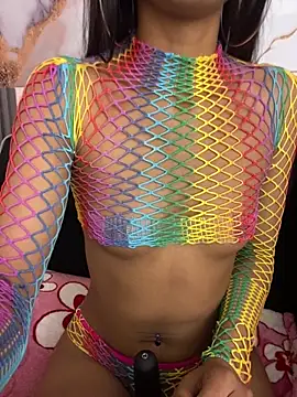 bonnie 18x online show from December 3, 2025, 11:36 pm