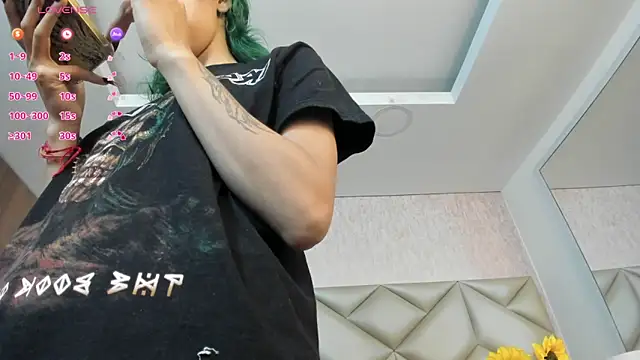 Snapshot of Im_gaia chatting on November 6, 2025, 12:09 pm Im gaia online show from November 6, 2025, 12:09 pm