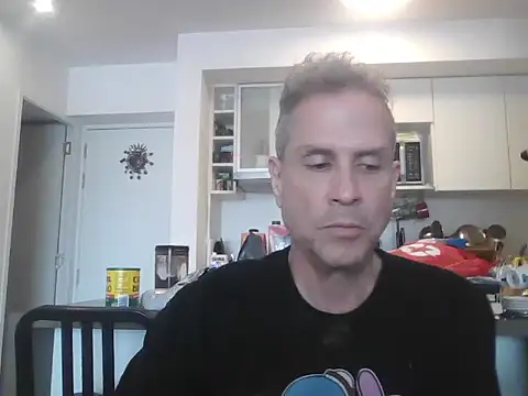 Diegoperrote682661 online show from December 4, 2025, 3:22 pm