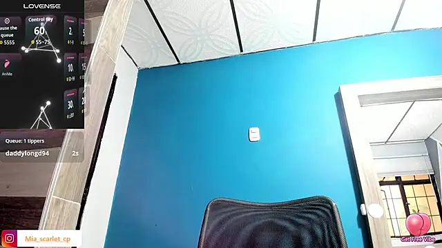 Mia scarlet69 online show from October 12, 2025, 12:28 pm