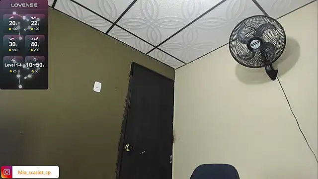 Mia scarlet69 online show from February 13, 2026, 7:14 pm