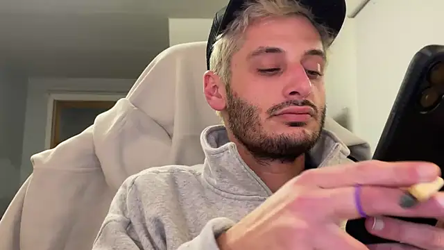 Dylansd online show from January 11, 2025, 4:16 am