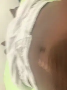 Snapshot of menorbnx chatting on November 9, 2025, 6:39 am menorbnx online show from November 9, 2025, 6:39 am