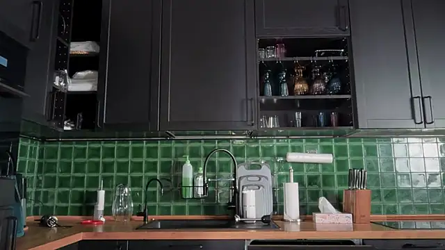 Snapshot of solar_bella chatting on February 12, 2026, 4:34 am solar bella online show from February 12, 2026, 4:34 am