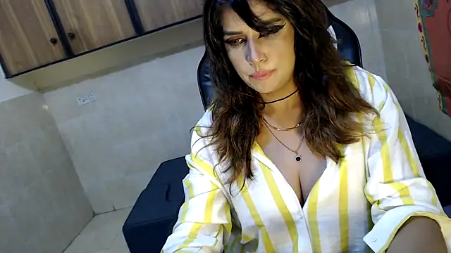 pareeti online show from March 3, 2026, 6:48 pm