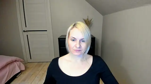 Alicee Gracee online show from March 4, 2025, 6:29 pm