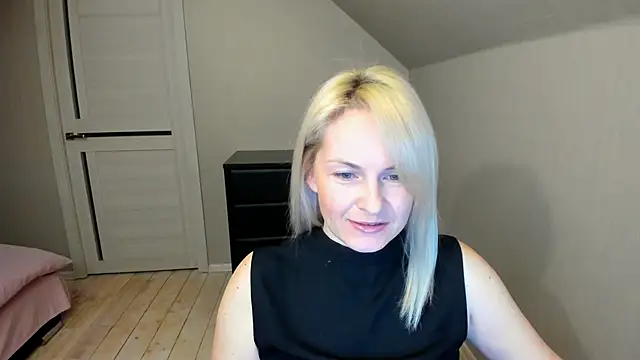 Alicee Gracee online show from March 9, 2025, 6:43 pm