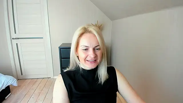 Alicee Gracee online show from February 24, 2025, 8:27 am