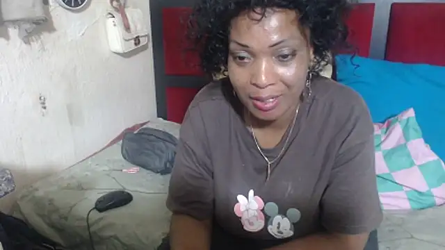 MaximTease24 online show from April 8, 2026, 9:27 pm