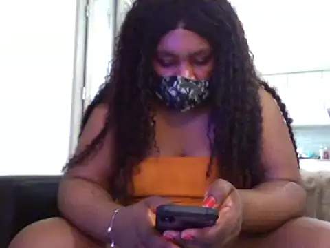 Snapshot of bonbonaumiel chatting on December 18, 2024, 11:56 am bonbonaumiel online show from December 18, 2024, 11:56 am