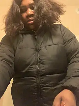 Snapshot of bonbonaumiel chatting on January 6, 2025, 1:08 pm bonbonaumiel online show from January 6, 2025, 1:08 pm