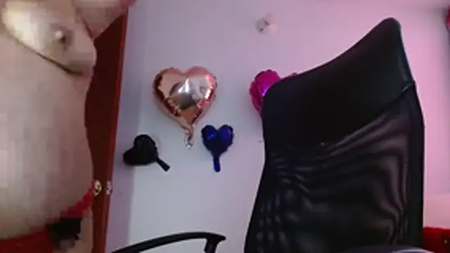 miss evoleth2 online show from October 14, 2025, 3:12 pm