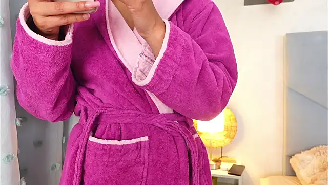 Snapshot of AshiaEkta1 chatting on December 21, 2025, 9:26 pm AshiaEkta1 online show from December 21, 2025, 9:26 pm