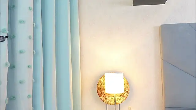 Snapshot of AshiaEkta1 chatting on January 14, 2026, 11:52 pm AshiaEkta1 online show from January 14, 2026, 11:52 pm