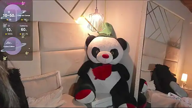 Nathaliajonees online show from November 13, 2025, 12:53 pm