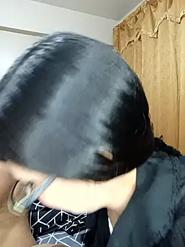 Lucy Chery online show from December 14, 2025, 11:21 pm