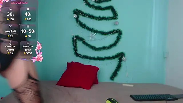 Snapshot of Katia_15 chatting on December 6, 2024, 7:17 pm Katia 15 online show from December 6, 2024, 7:17 pm