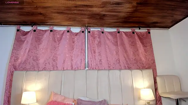 Snapshot of Malory_st chatting on February 20, 2025, 9:31 pm Malory st online show from February 20, 2025, 9:31 pm