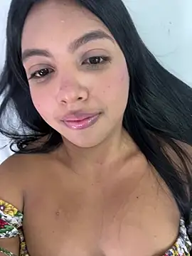 nicole fisherr online show from July 4, 2026, 10:58 pm