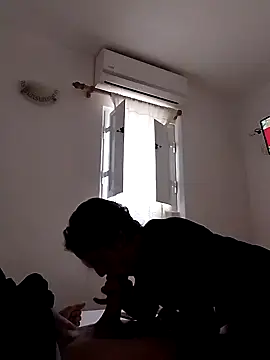 kazal escobar online show from December 5, 2024, 1:55 pm