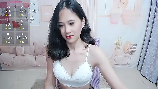 Snapshot of Cheryl_106 chatting on February 20, 2025, 2:46 pm Cheryl 106 online show from February 20, 2025, 2:46 pm