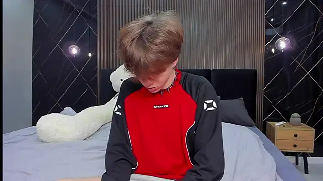 braxiboy online show from February 8, 2025, 2:16 pm