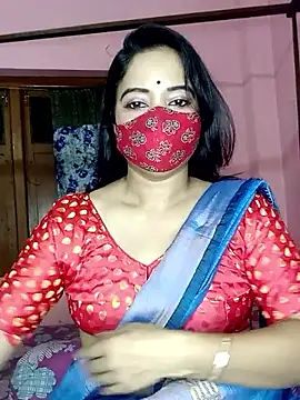 Lexi Baby  online show from November 7, 2025, 6:45 pm