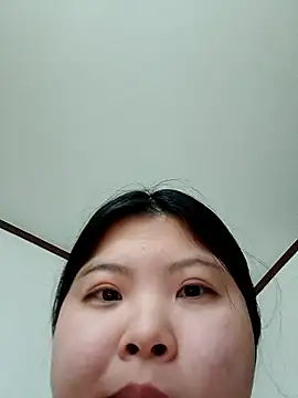 Snapshot of hello098712 chatting on November 27, 2025, 1:33 pm hello098712 online show from November 27, 2025, 1:33 pm