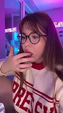 Snapshot of CutiePie3 chatting on February 19, 2026, 9:01 pm CutiePie3 online show from February 19, 2026, 9:01 pm