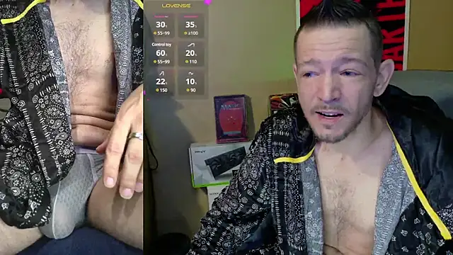 Snapshot of MasterForgedRayy chatting on February 3, 2025, 8:24 am MasterForgedRayy online show from February 3, 2025, 8:24 am