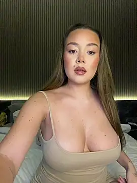 mayakitsune69 online show from July 29, 2026, 10:58 am