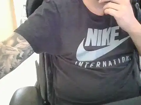 Snapshot of realityyshowww chatting on September 17, 2025, 2:30 pm realityyshowww online show from September 17, 2025, 2:30 pm