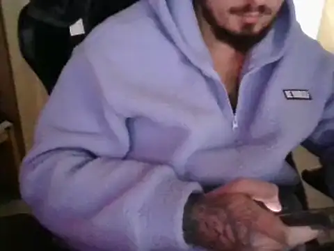 Snapshot of realityyshowww chatting on October 21, 2025, 3:44 pm realityyshowww online show from October 21, 2025, 3:44 pm