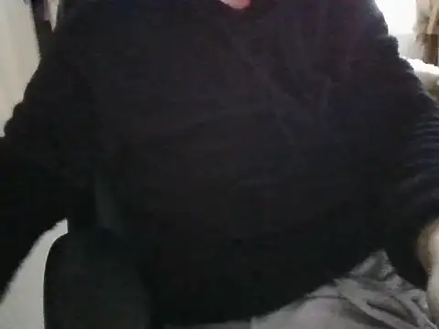 Snapshot of realityyshowww chatting on November 14, 2025, 11:47 am realityyshowww online show from November 14, 2025, 11:47 am