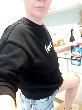 Milen Milf online show from January 27, 2025, 5:48 pm