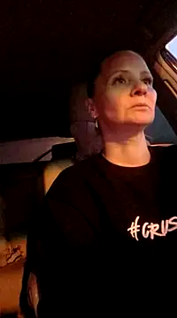 Milen Milf online show from February 22, 2025, 1:35 pm